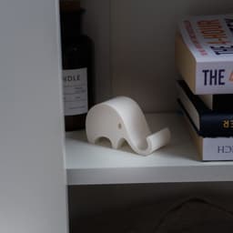PhonePhant - Elephant Phone Stand 3d model