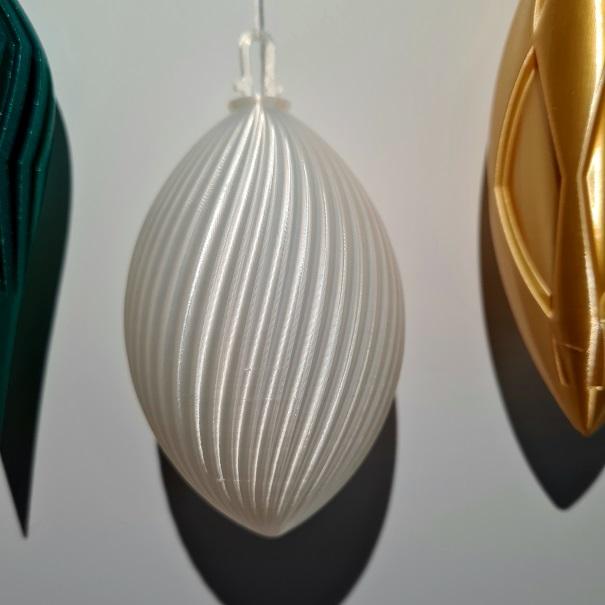 Egg shaped ornament 3d model
