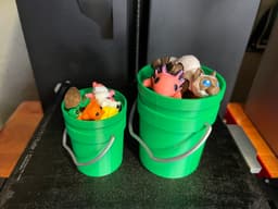 Threaded Mini Five Gallon Bucket! 3d model