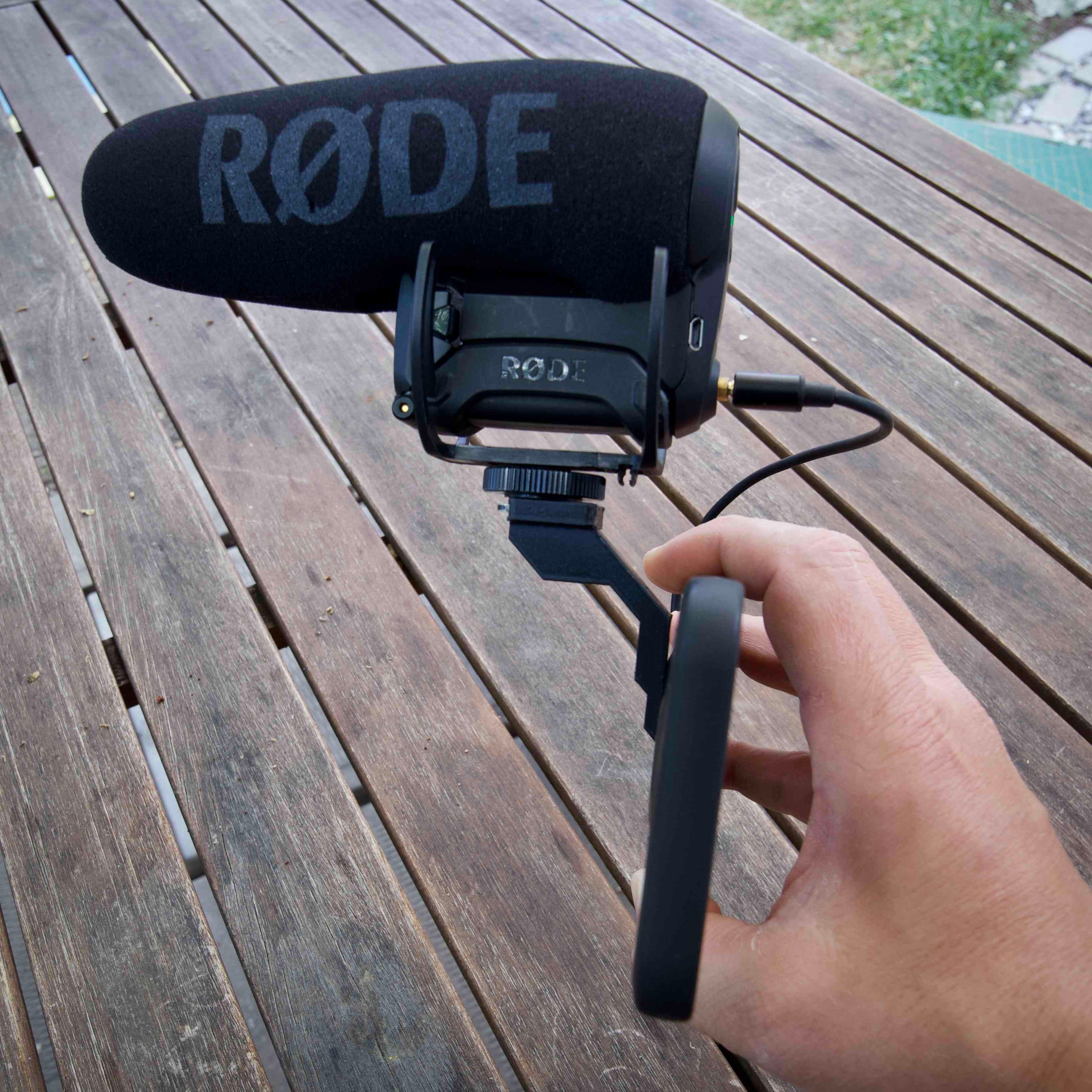Cold Shoe Mount for Quad Lock® iPhone Case 3d model