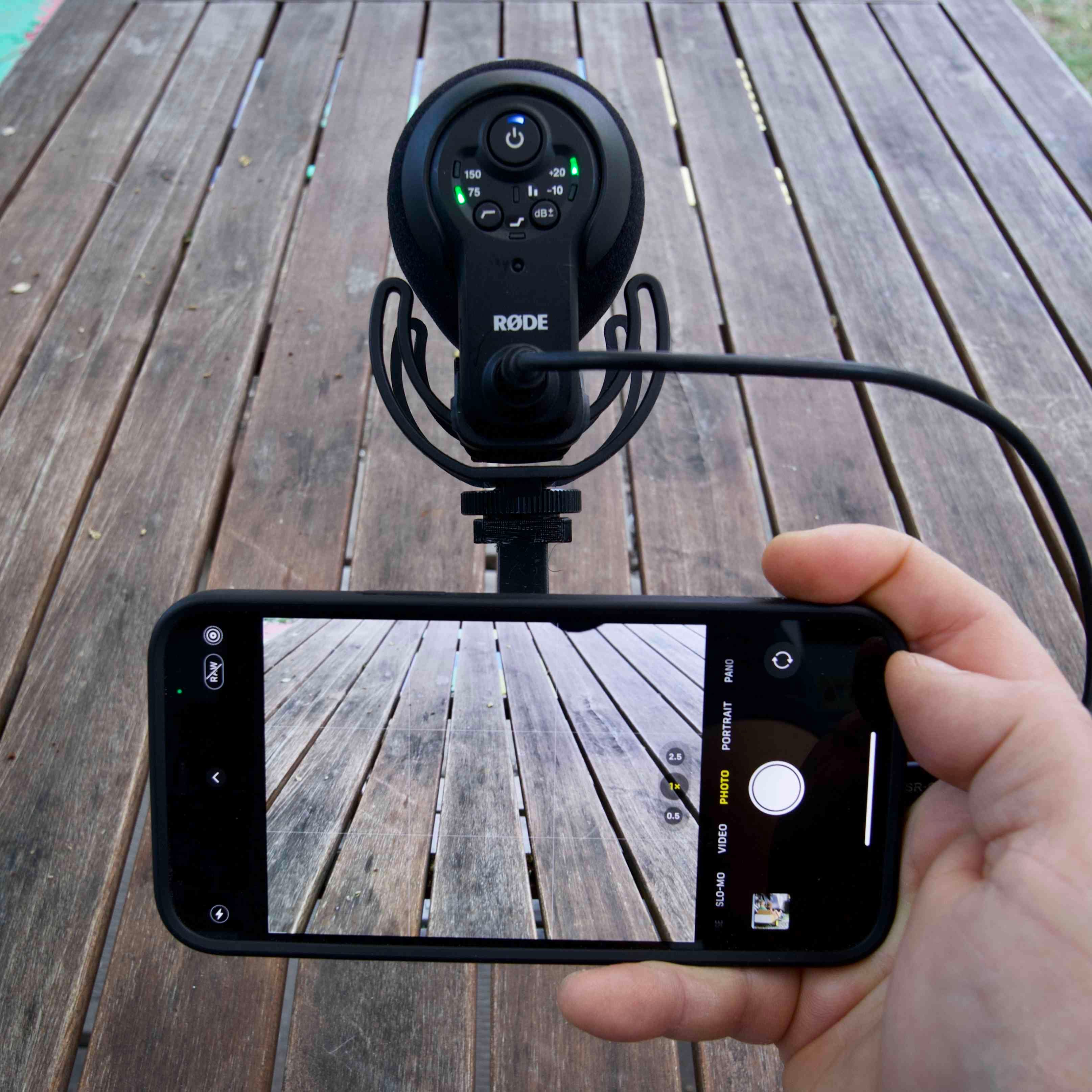 Cold Shoe Mount for Quad Lock® iPhone Case 3d model