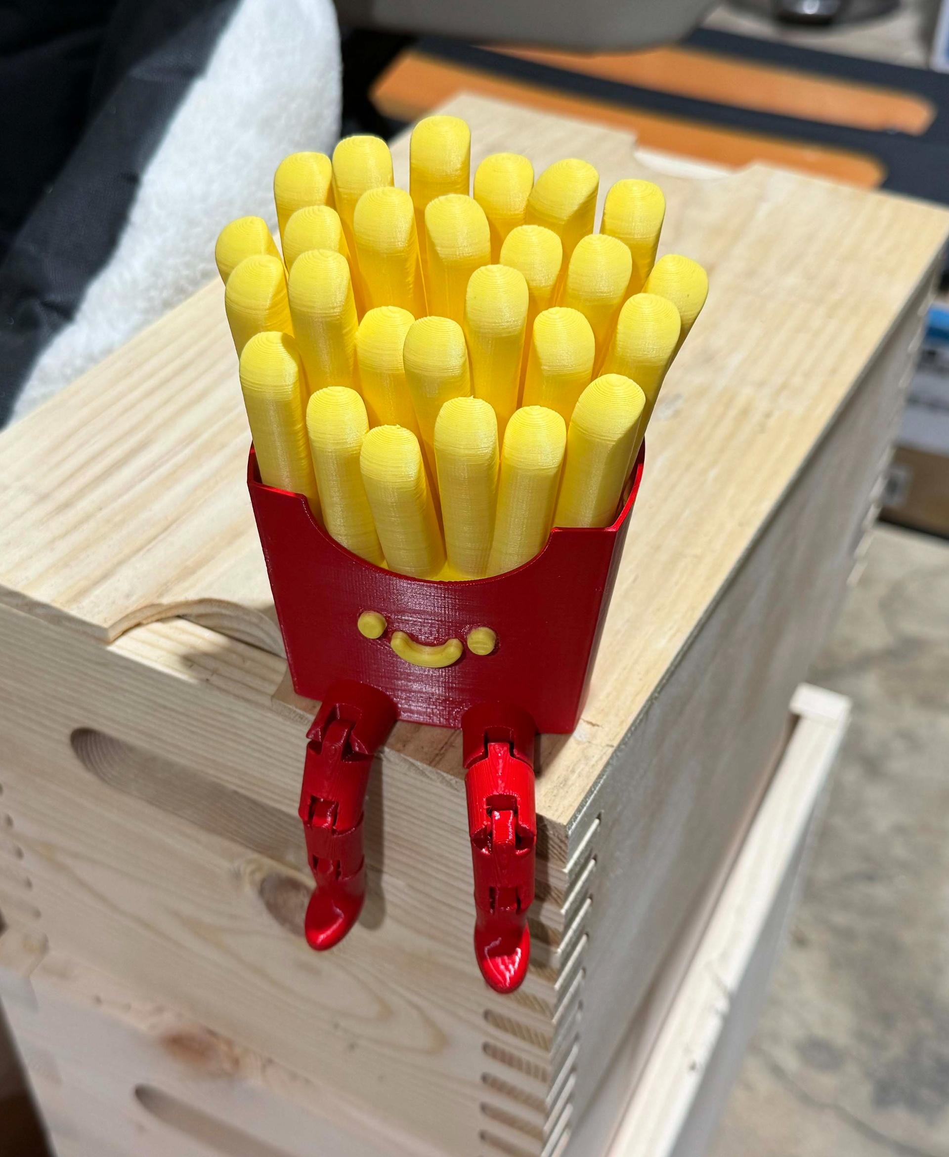 Fry Pal - Great design!  I made the fries mostly hollow to cut down on print time. - 3d model