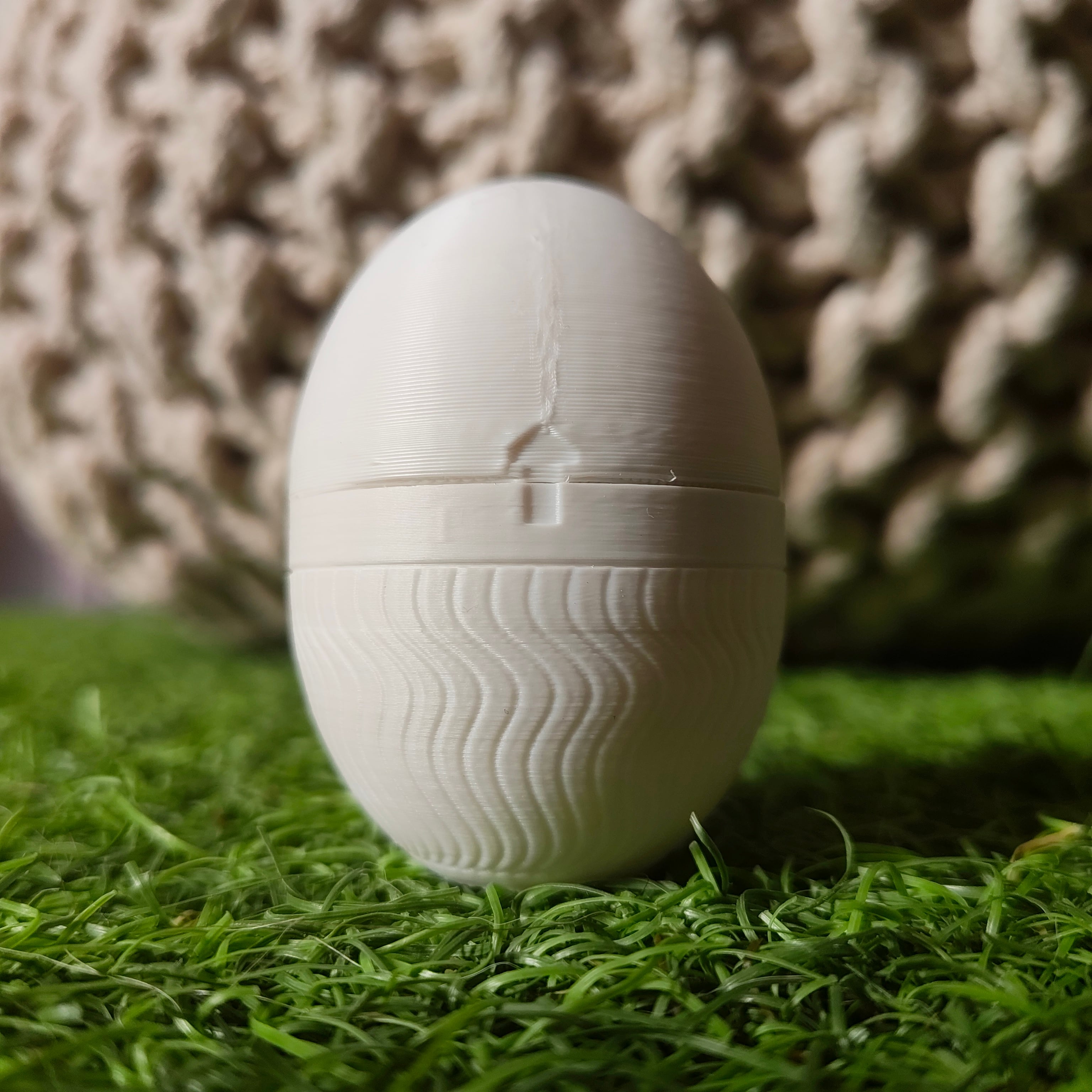Modular Surprise Egg with Locking System 3d model