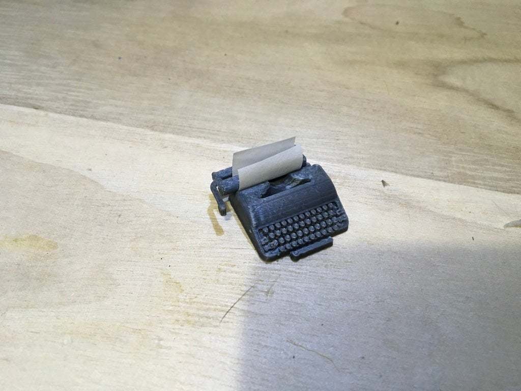 Typewriter (1:18 scale) 3d model