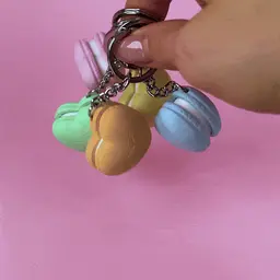 Macaron Heart Clicker, Clicky Keychain 3d model