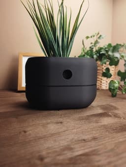 Minimalist Design Self Watering Plantpot 3d model