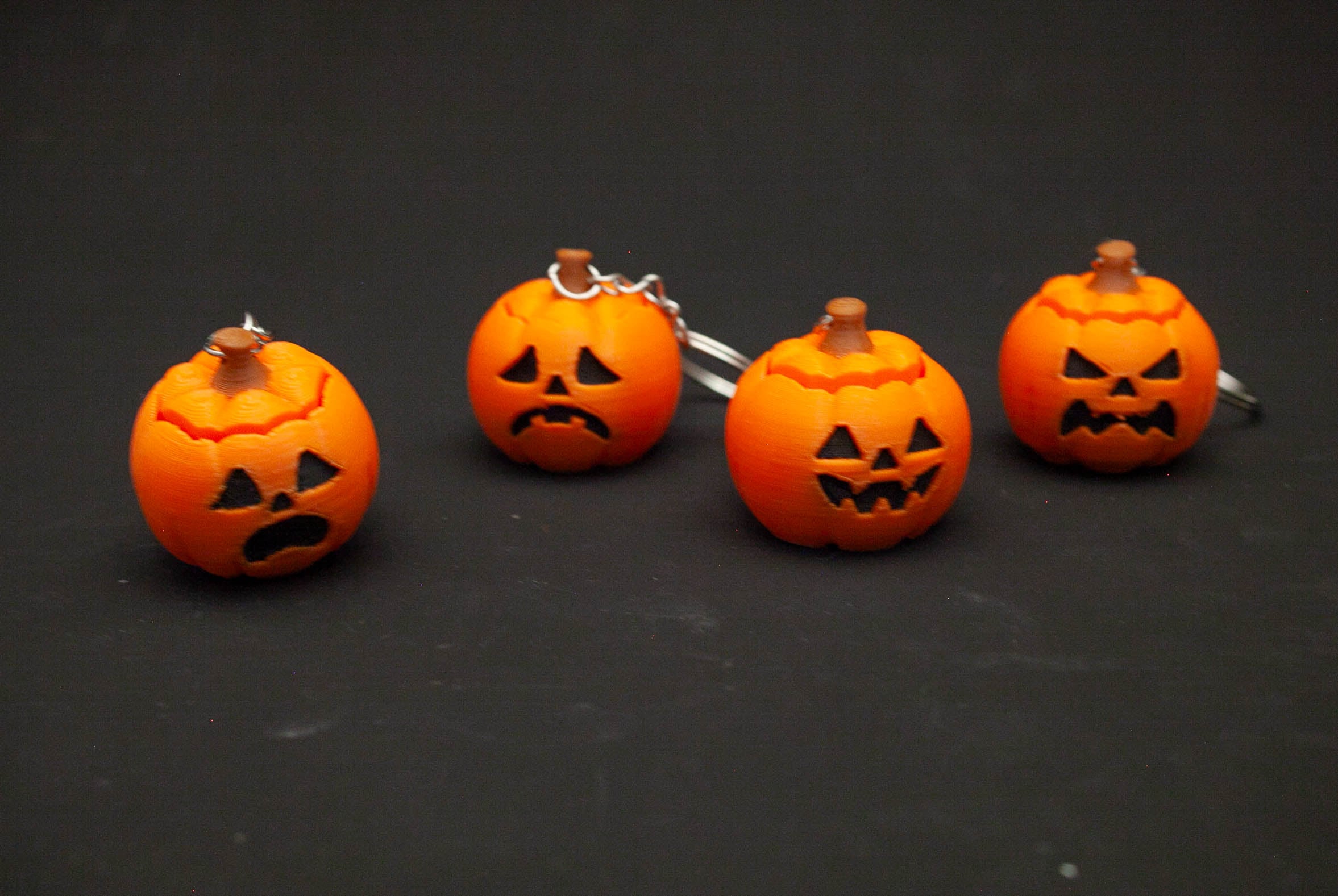 Halloween Pumpkins Clicky Keychains Set 3d model