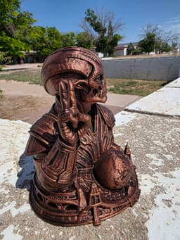 Alien Peace Sign Bust 3d model