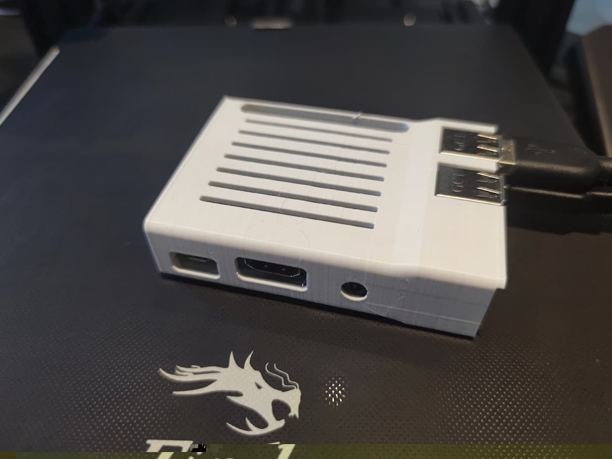 Boltless Raspberry Pi 3B+ case (3, 2 & B+ also fit) - More Cooling, Less Material Used, Printer Mounting Rail 3d model