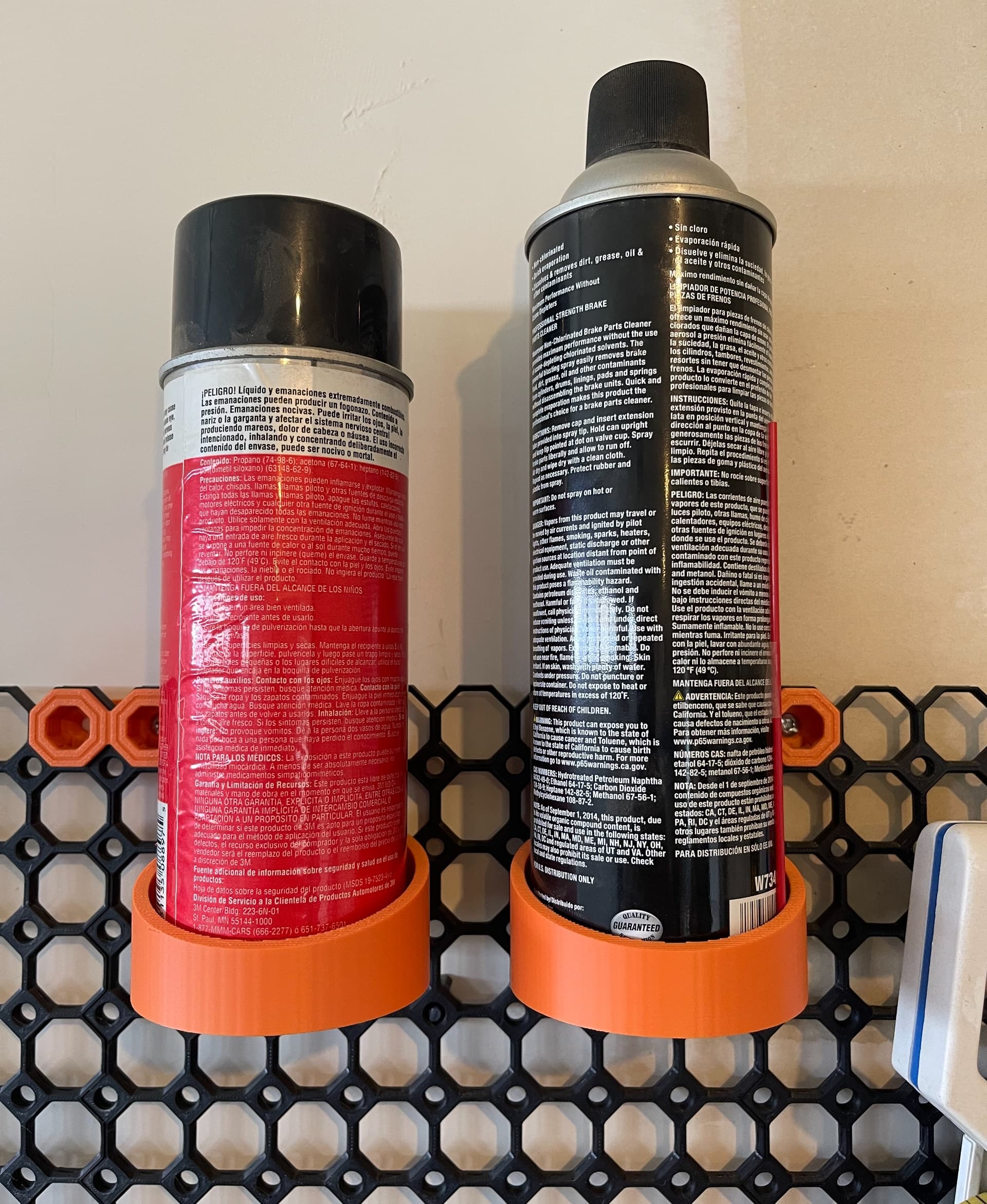 Multiboard Spray Can Mount 3d model