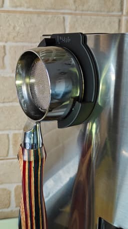 Gaggia Classic PRO/EVO/E24 Portafilter Holder — Clip-On, No Scratch, No Mods 3d model