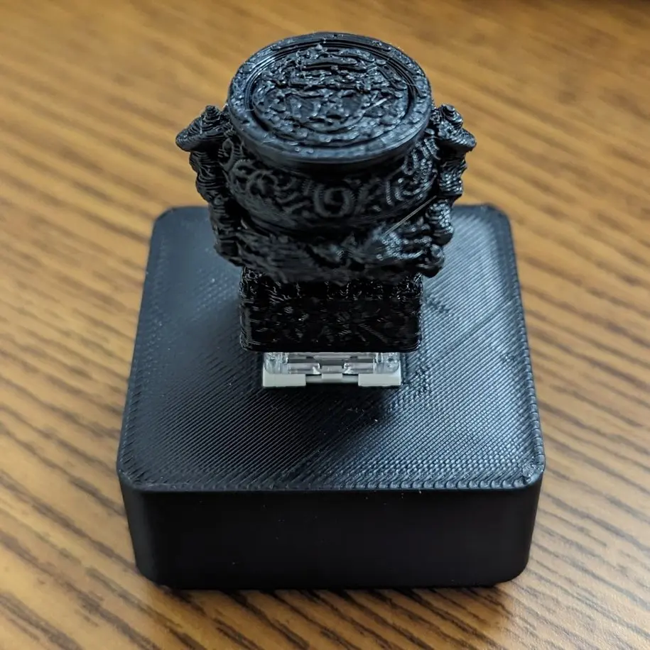Thank you! I had printed out this little Pot Boy Alexander Keycap and realized my Keyboard wasn't compatible with him... so this print allowed me to put him to use on my Desk as a little Gridfinity Fidget Toy. :)