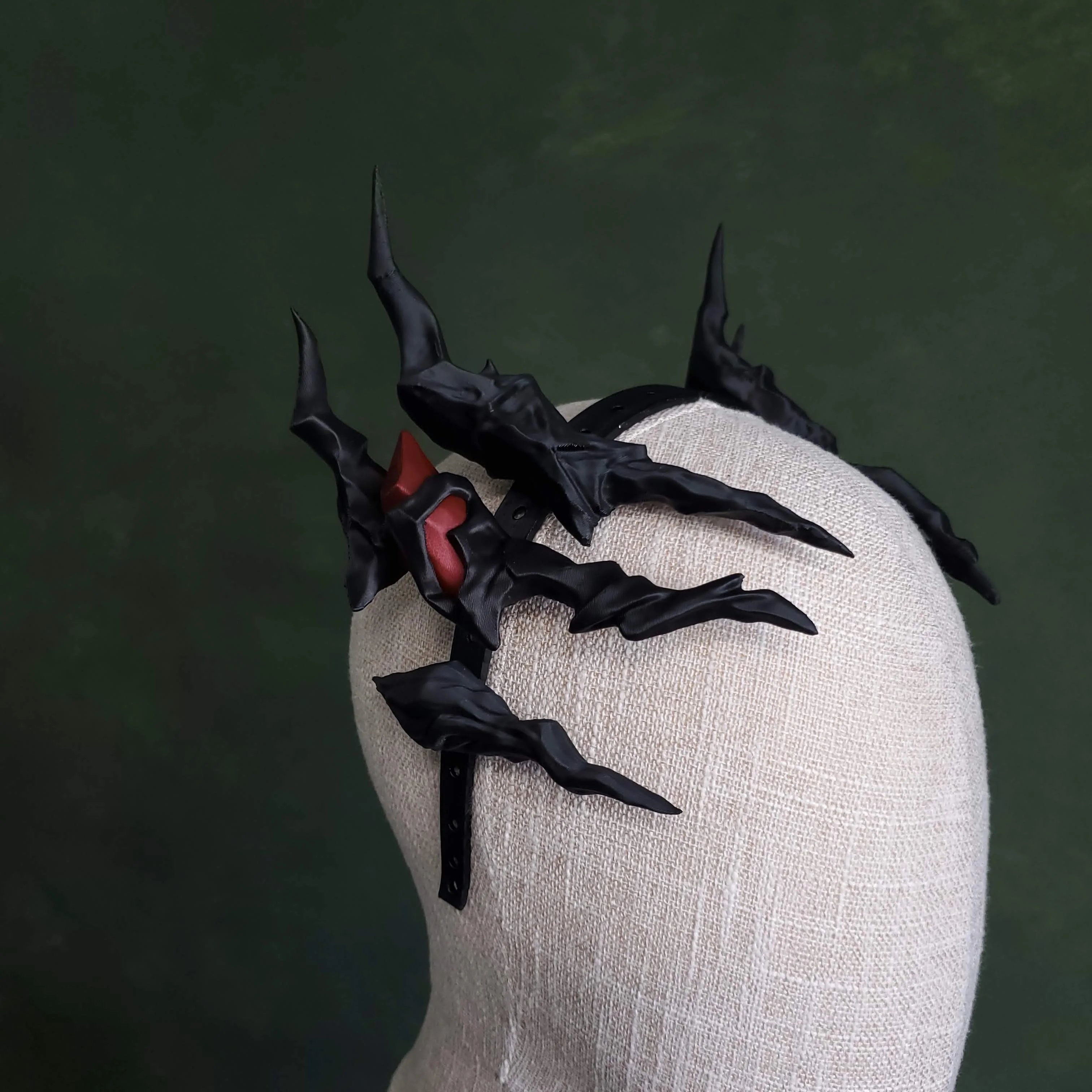 Deepspace Horn Crown | 3D Printed Headpieces 3d model
