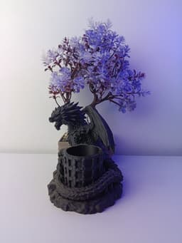 Dragon-shaped pen holder 3d model