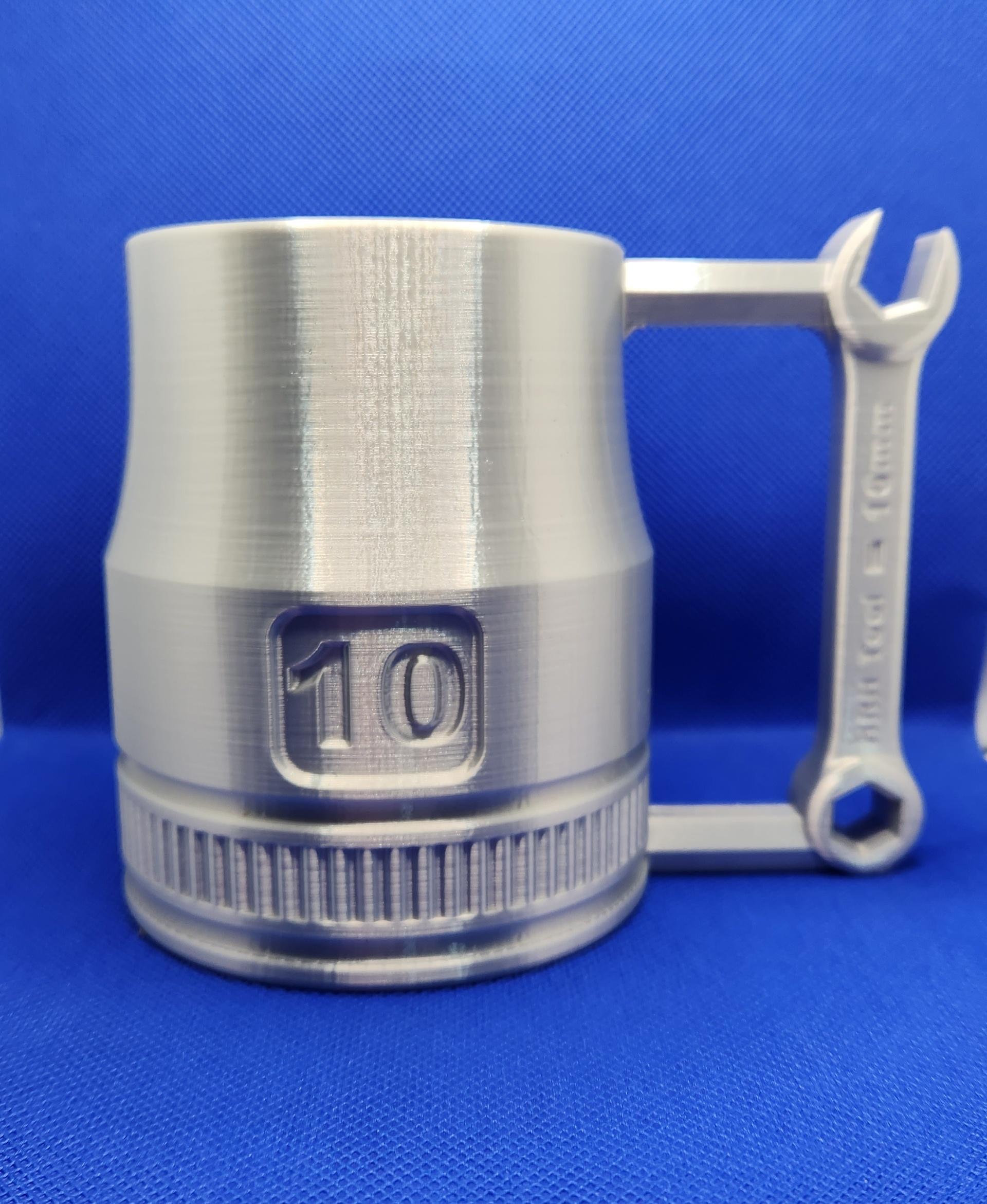 10mm Shallow Can Cups - 12oz Soda Pop Can Cups - Brilliant pattern thank you,  made from silver PLA looks like chrome 👌  - 3d model