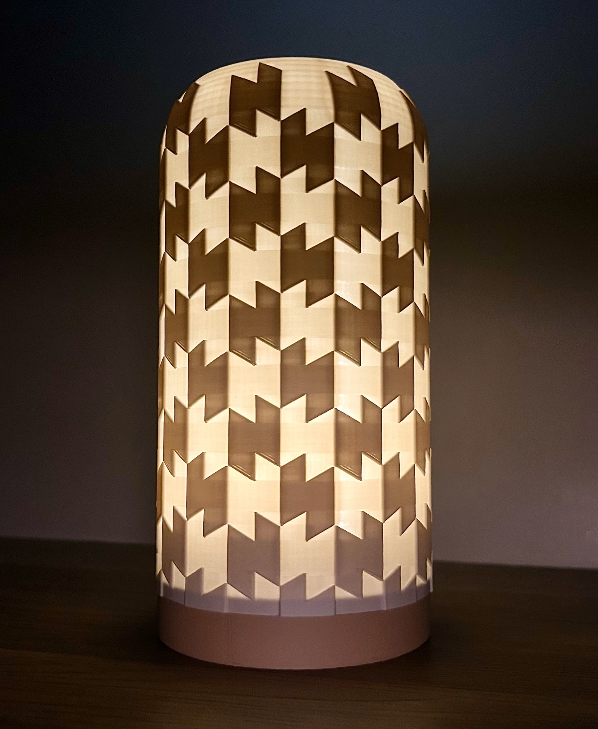 Modern Desktop Lamp Pod - Volt 3d model
