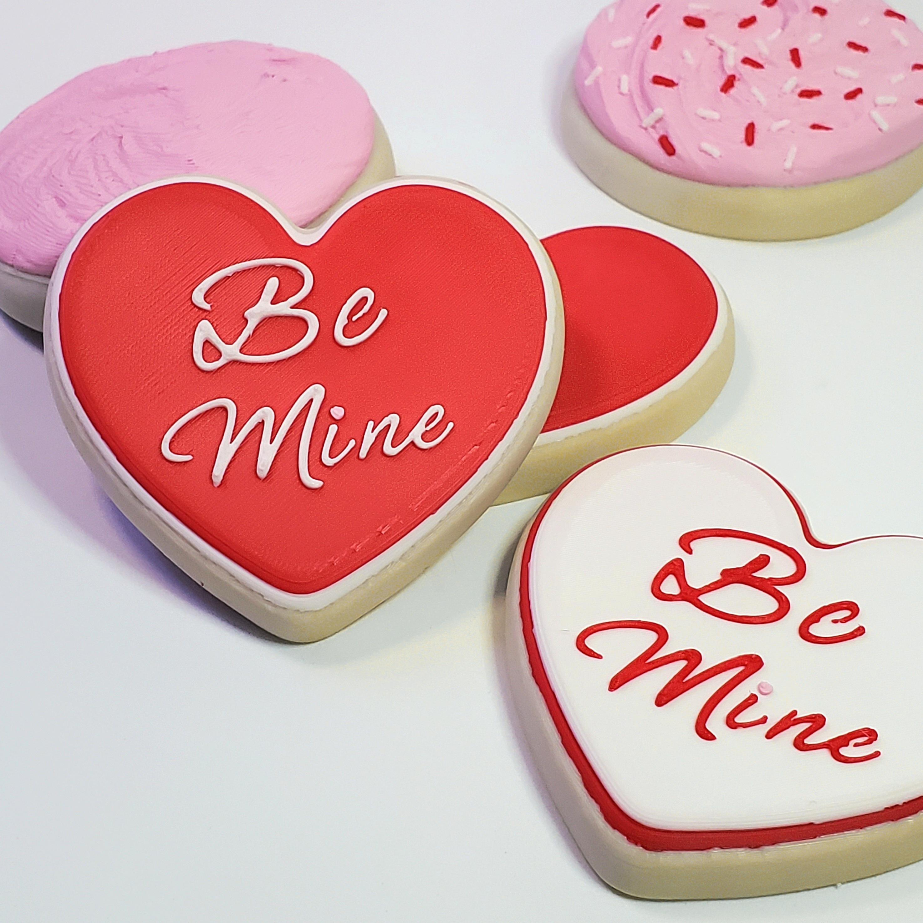 'Be Mine' Heart-Shaped Shortbread Cookie with Royal Icing for Valentine's Day :: Delicious Desserts! 3d model