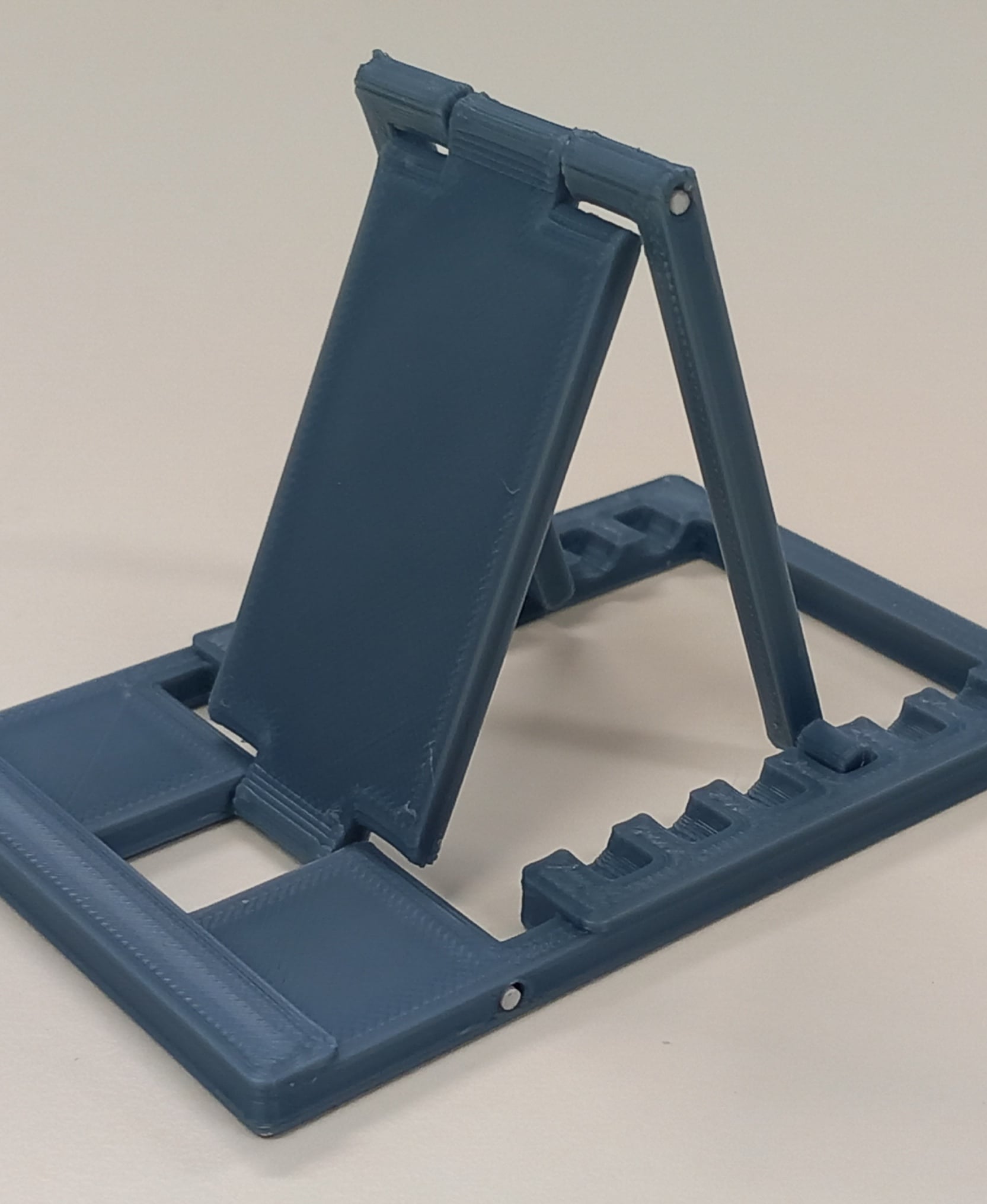 Foldable, portable phone stand 3d model