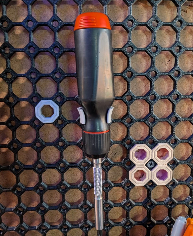 Multiboard - LTT Screwdriver Holder 3d model