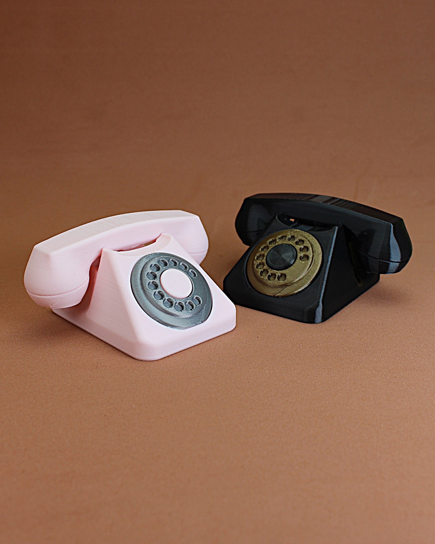 Retro Telephone Fidget Clicker Keychain 3d model