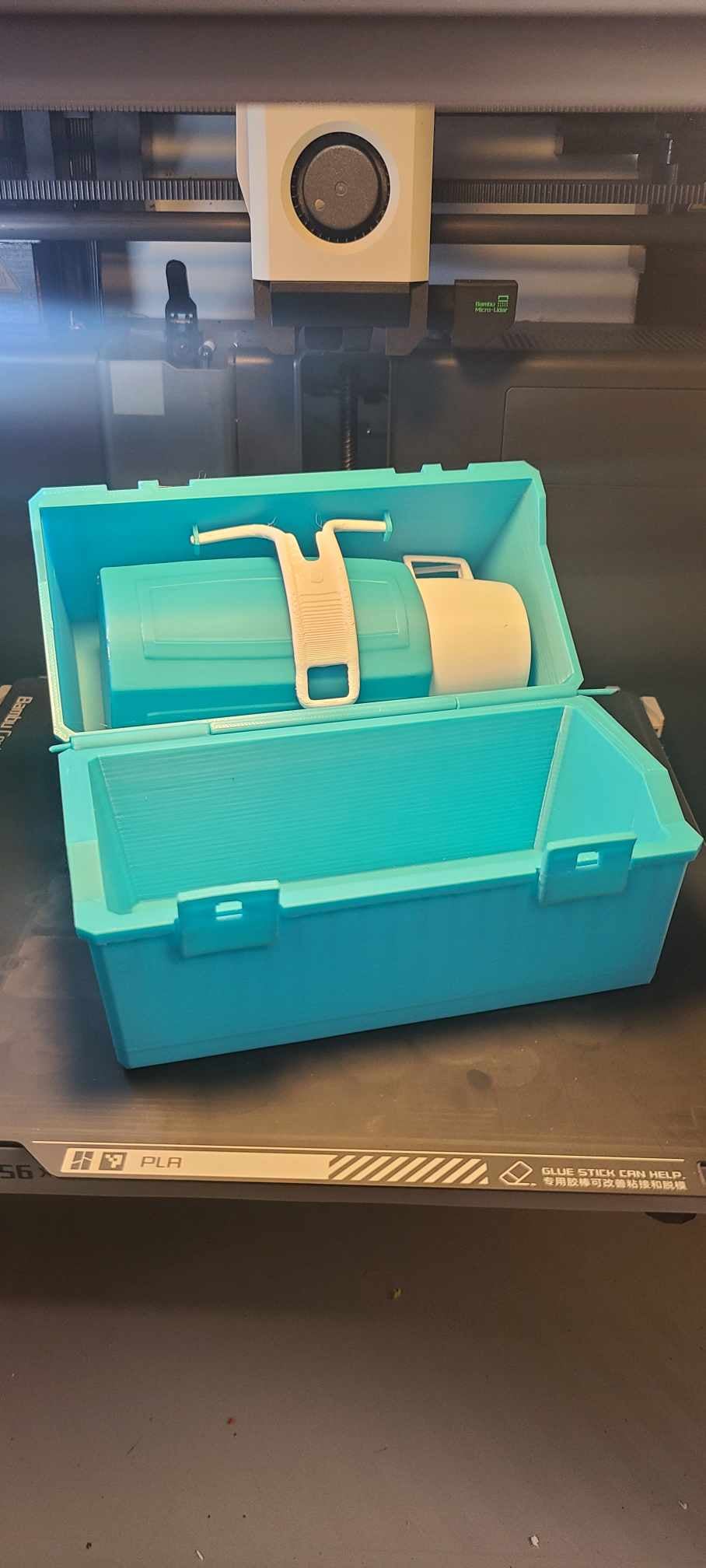Vintage Lunchbox 3d model