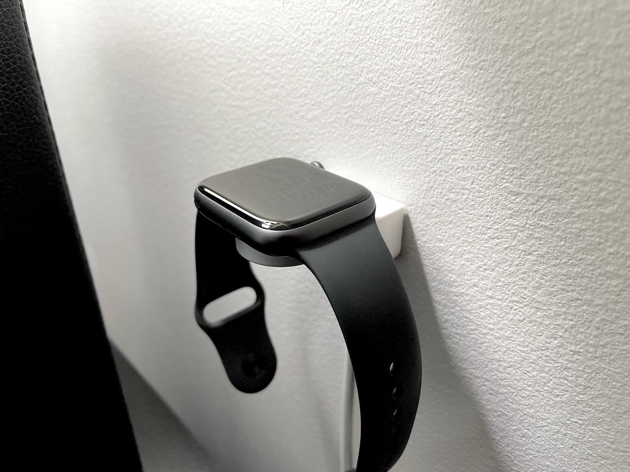 Wall Mount for Apple Watch (USB and USB-C Versions) 3d model
