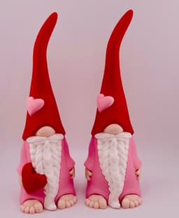 Coat Gnome -Hearts Bare Feet 3d model