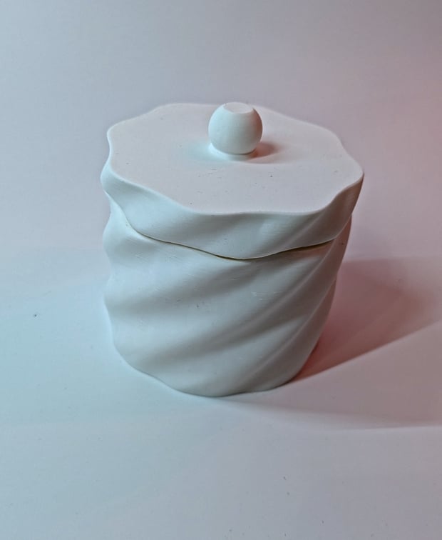 Spiral Jar - Drop down LID 3d model