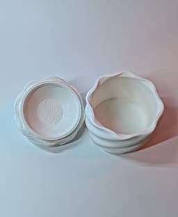 Spiral Jar - Drop down LID 3d model