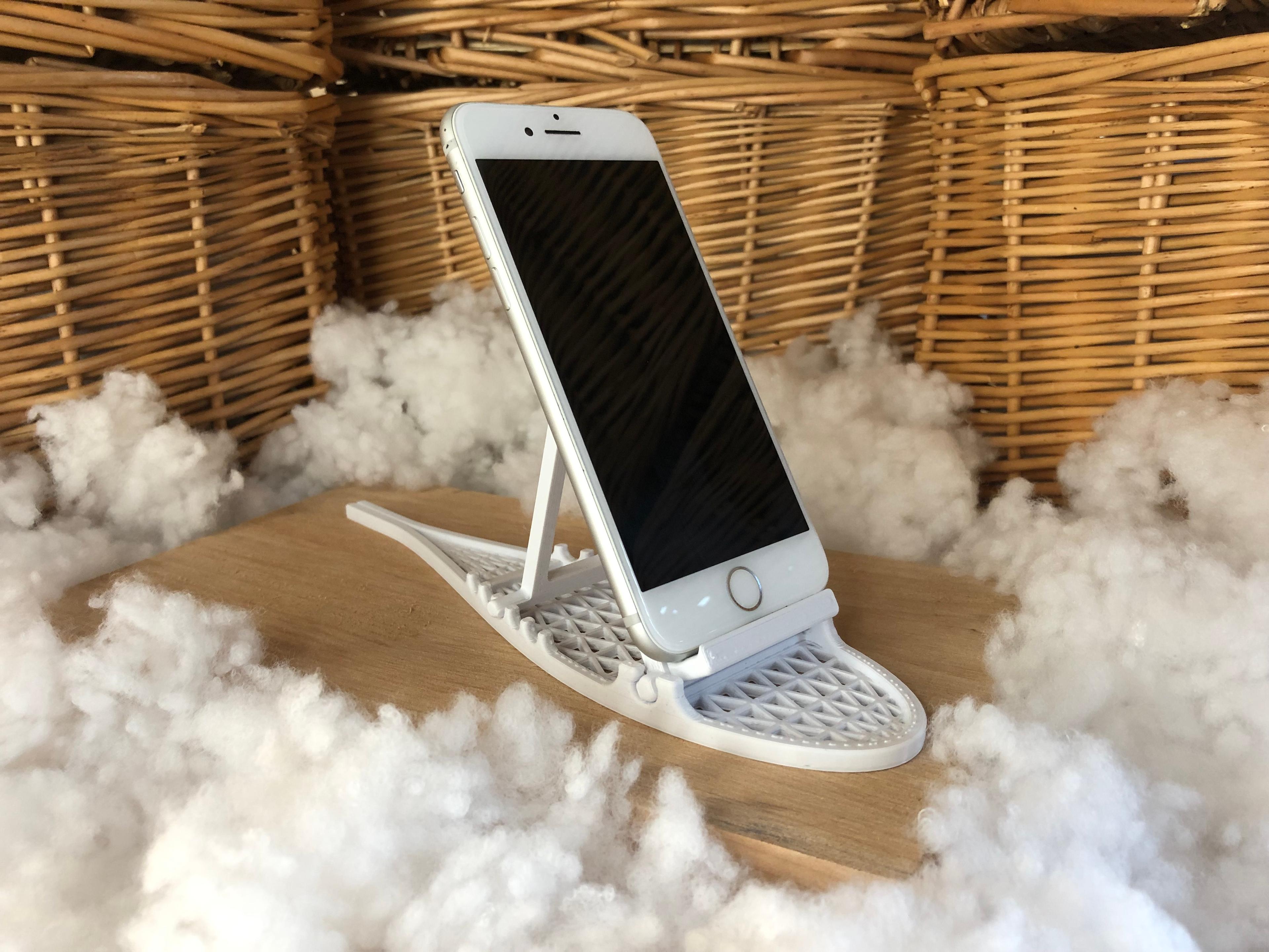 Snowshoe Phone Holder 3d model