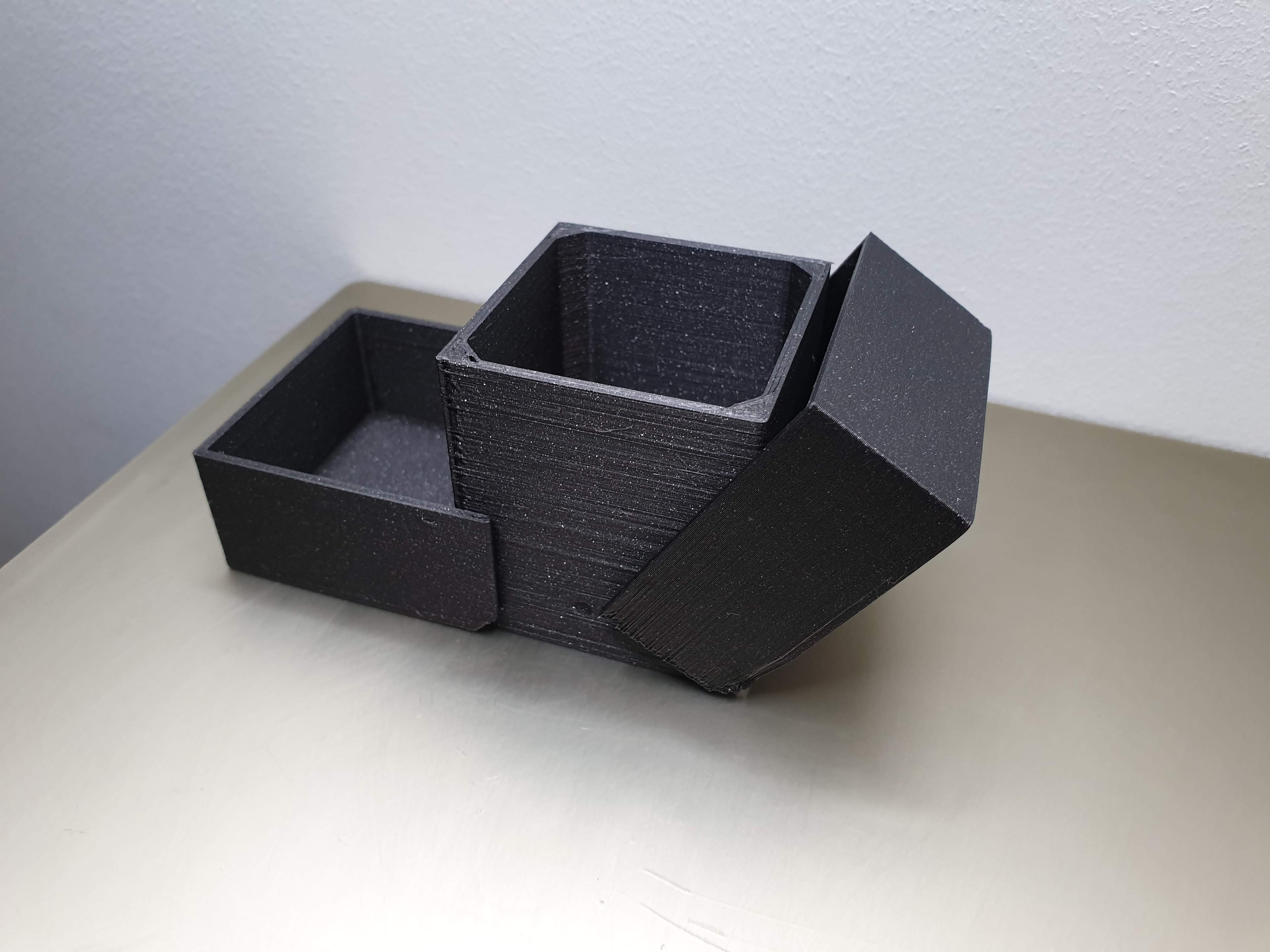 Print-in-Place Split Box 50x50x50mm 3d model