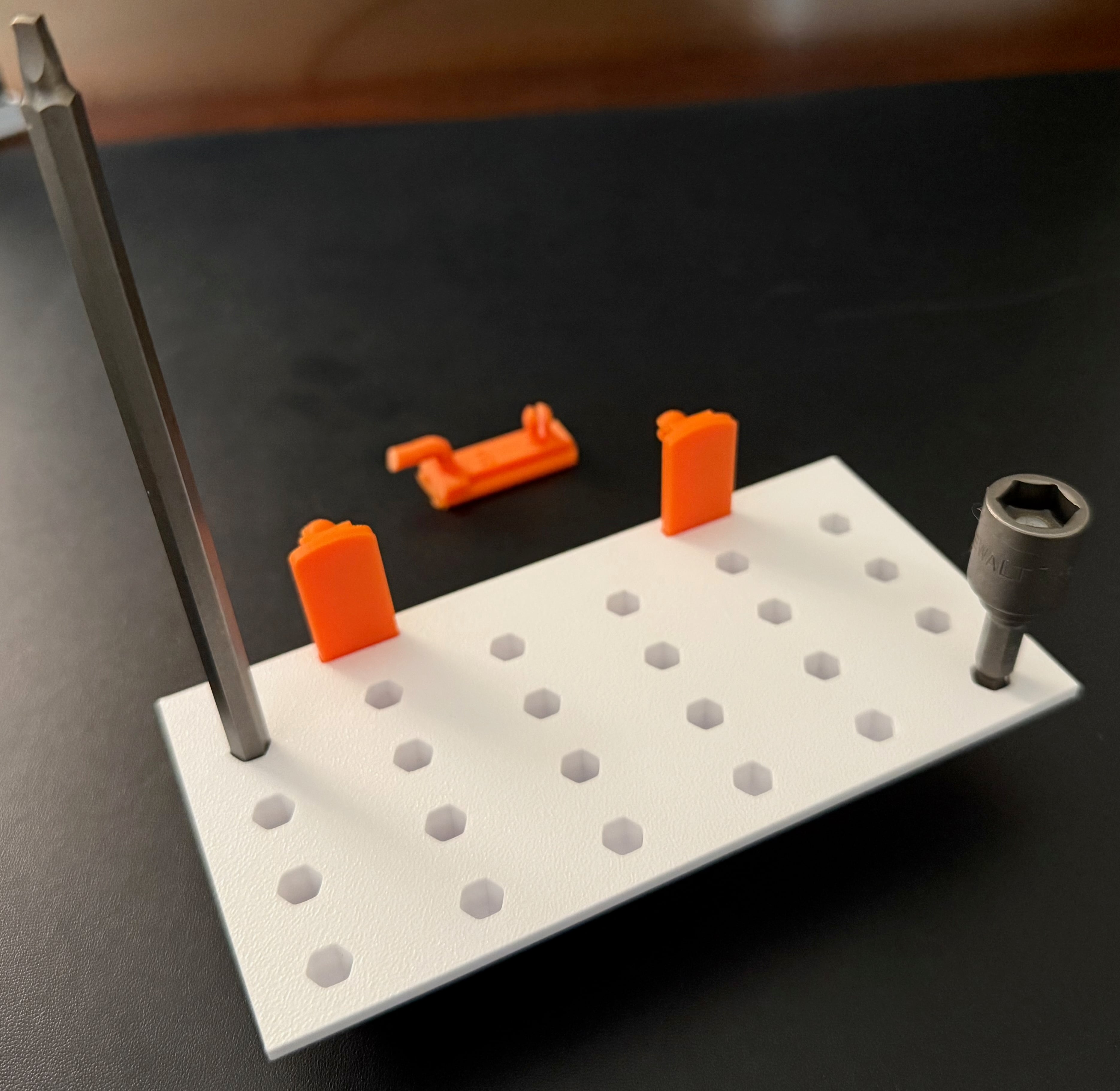 pegboardMount.v12.stl 3d model