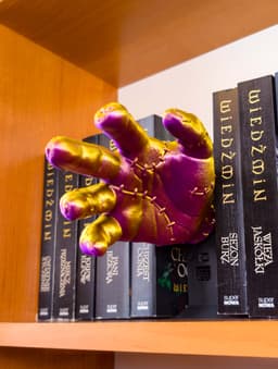 Book Hand: Halloween Adjustable Book Nook 3d model