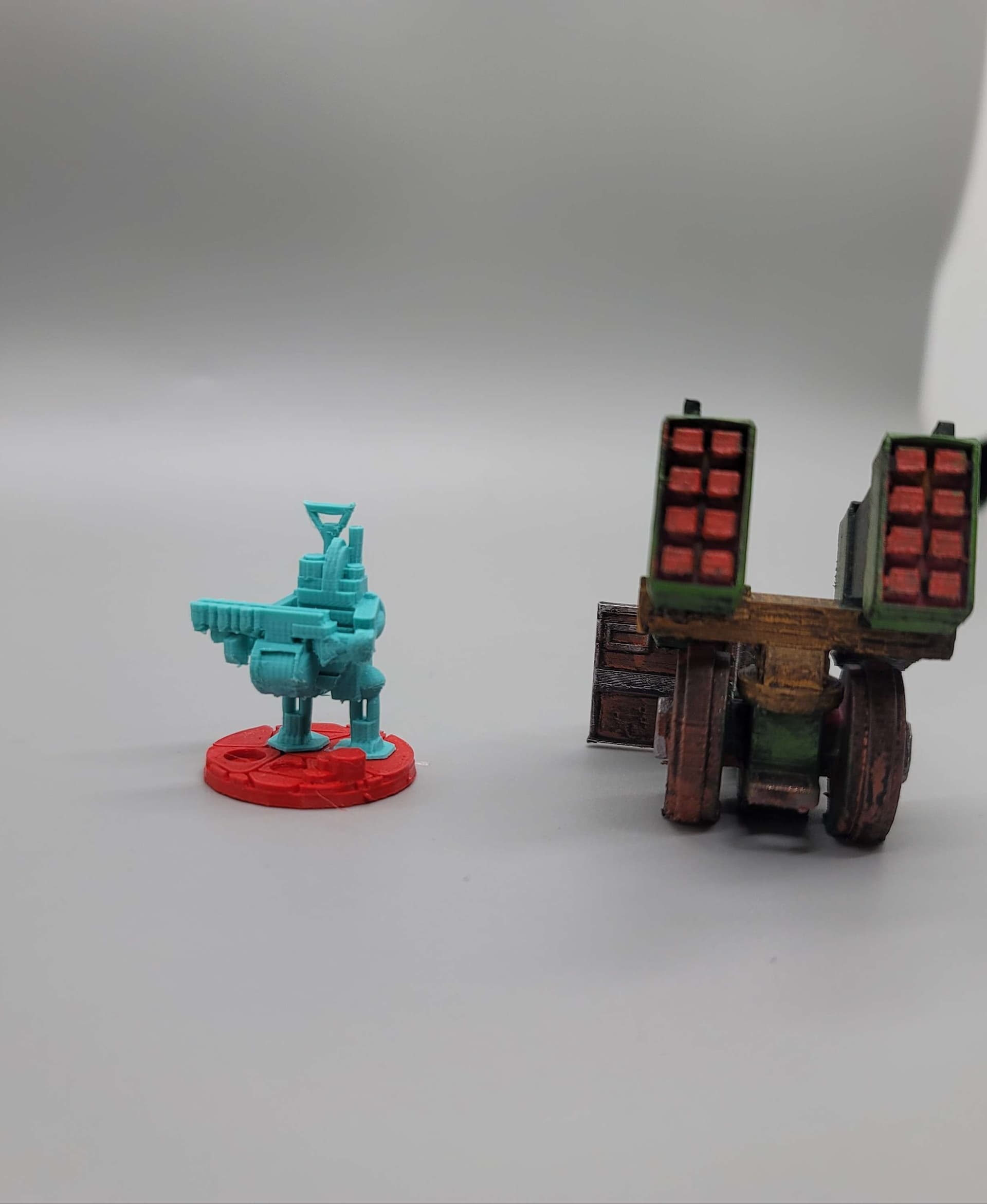 FHW: Worker Bot Lightning Missile Launcher Heavy Weapon 3d model