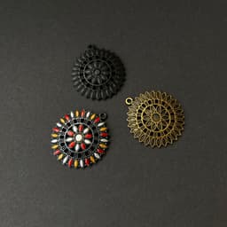 Vintage flower earring 29 mm 3d model
