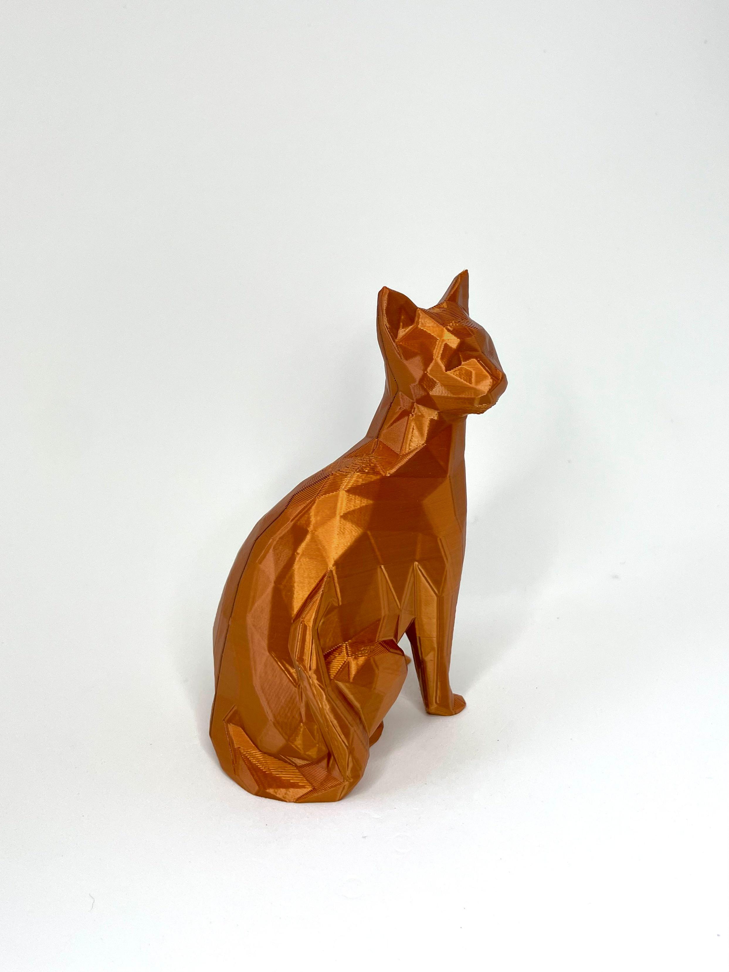 Cat Low Poly  Figurine / Planter Bundle 3d model