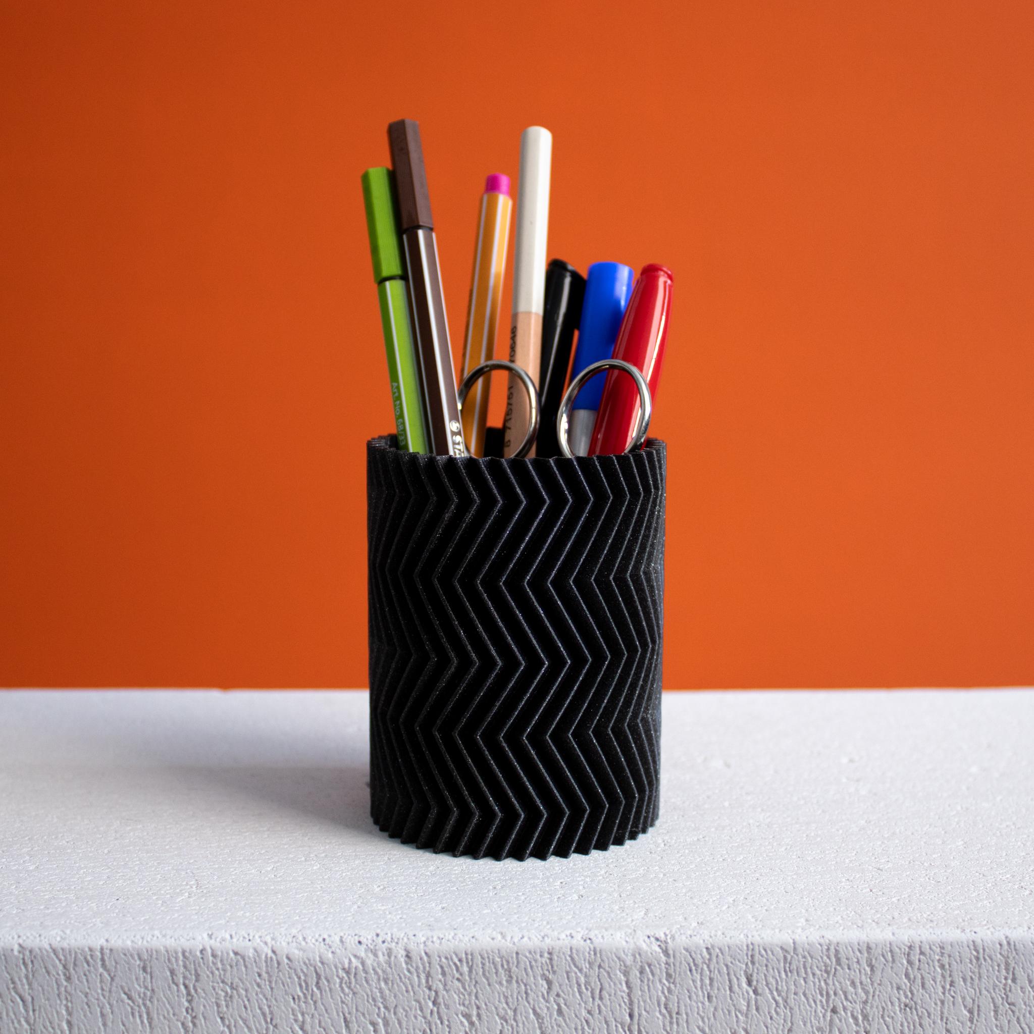  Desk Organizer Set, Twisted & Zigzag Pencil Cups | Vase Mode 3d model