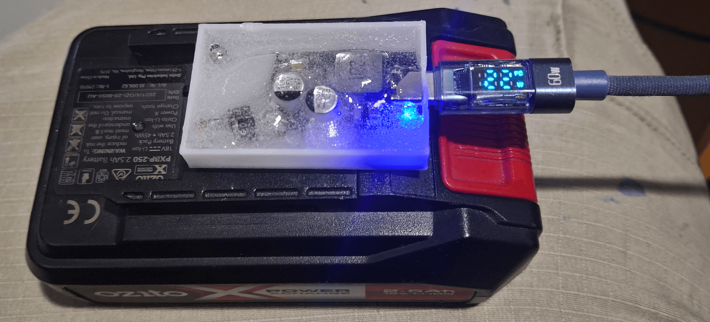 USB-C Charger - Case for Ozito/Einhell PXC 3d model