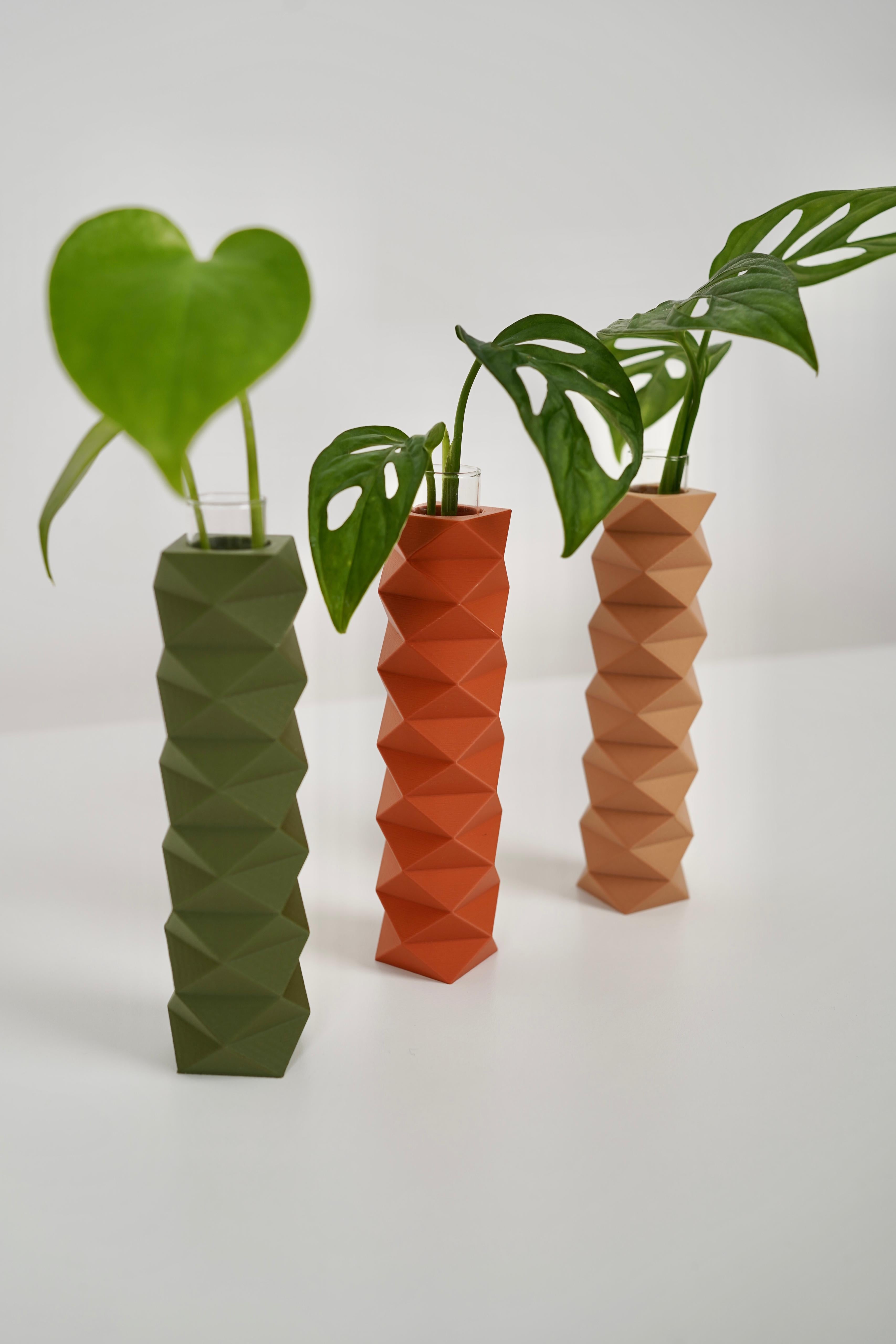 ORIGAMI Vases 3d model