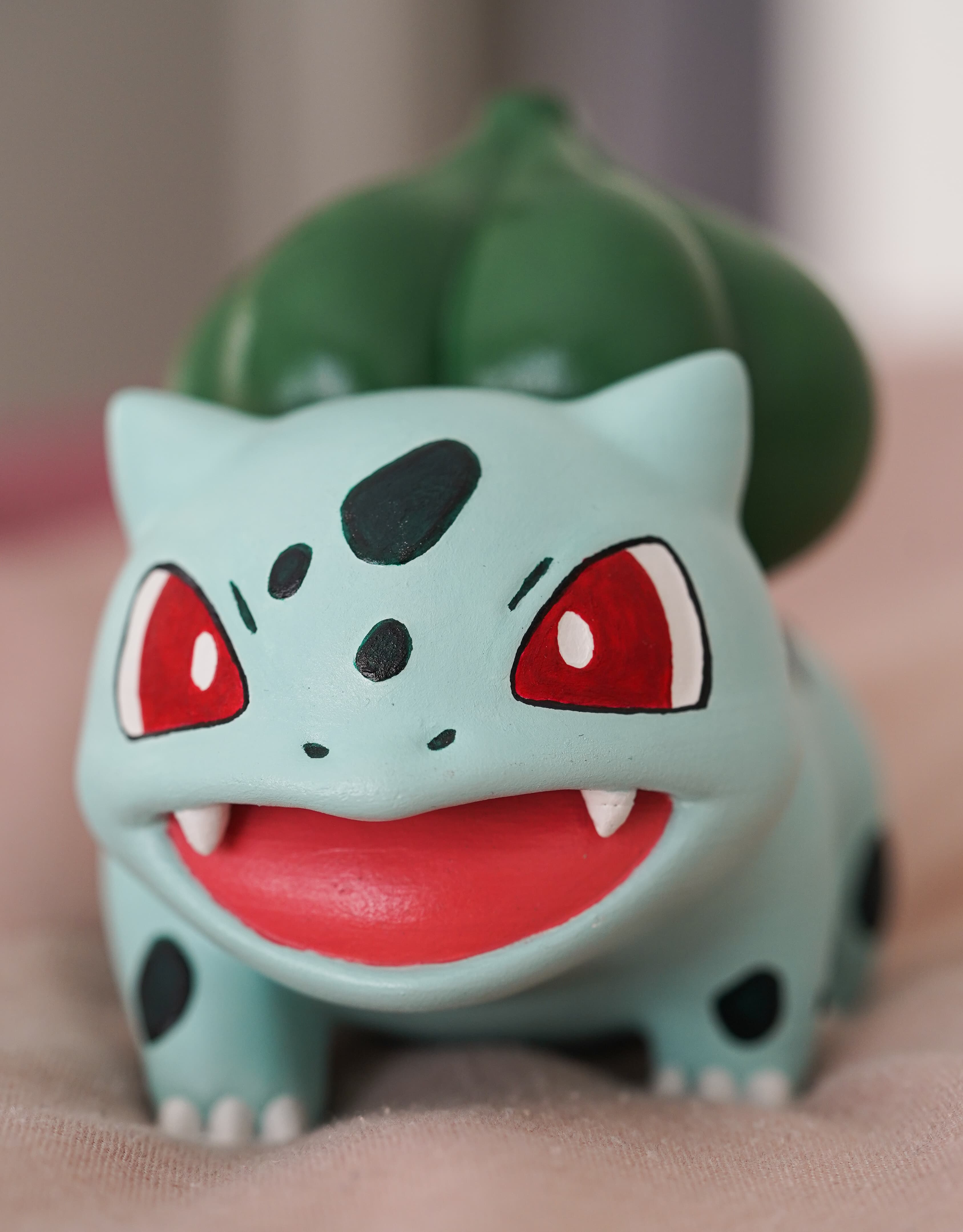 11cm Bulbsaur painted with acrylic and finished with laquer