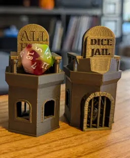 These are great! A pair of Dice Throne and Jails. Printed in Protopasta Smooth Bronze PLA (.12mm layer height). 3d model