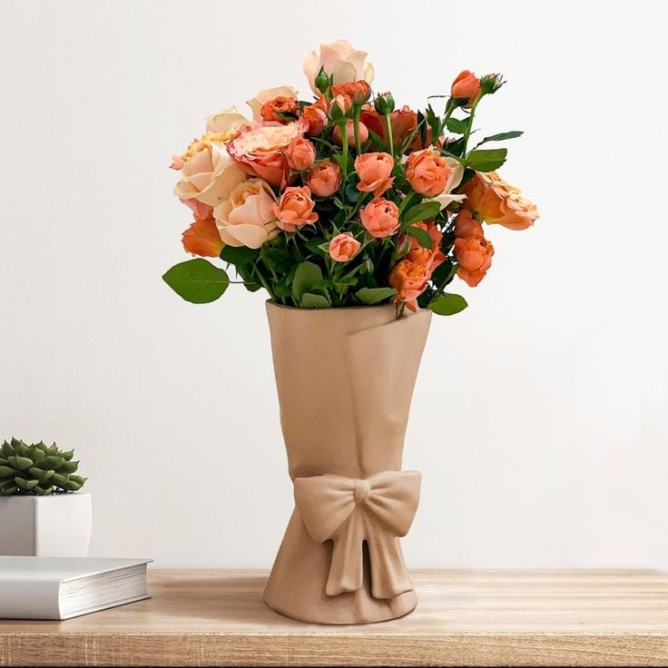 Bow Vase 3d model