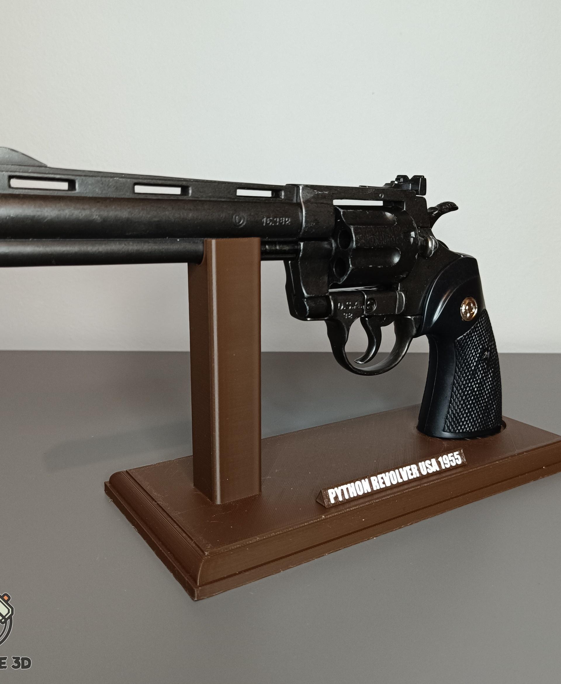 Python Revolver USA 1955 Display Stand 3d model