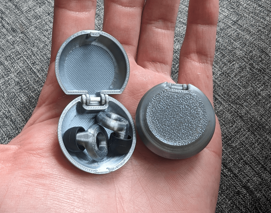 Earplug Case, Small Clamshell 3d model