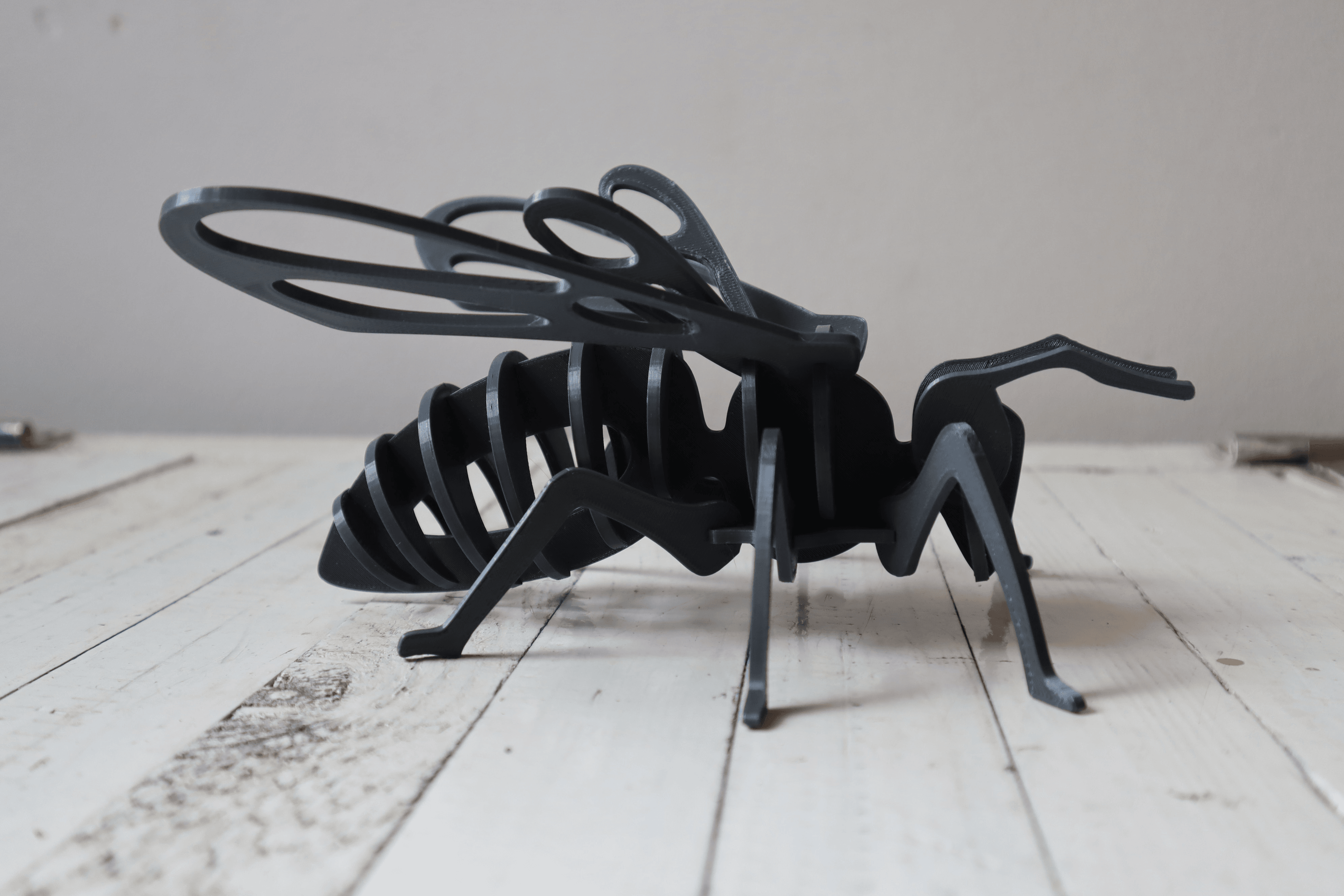 Bee Puzzle kit 3d model