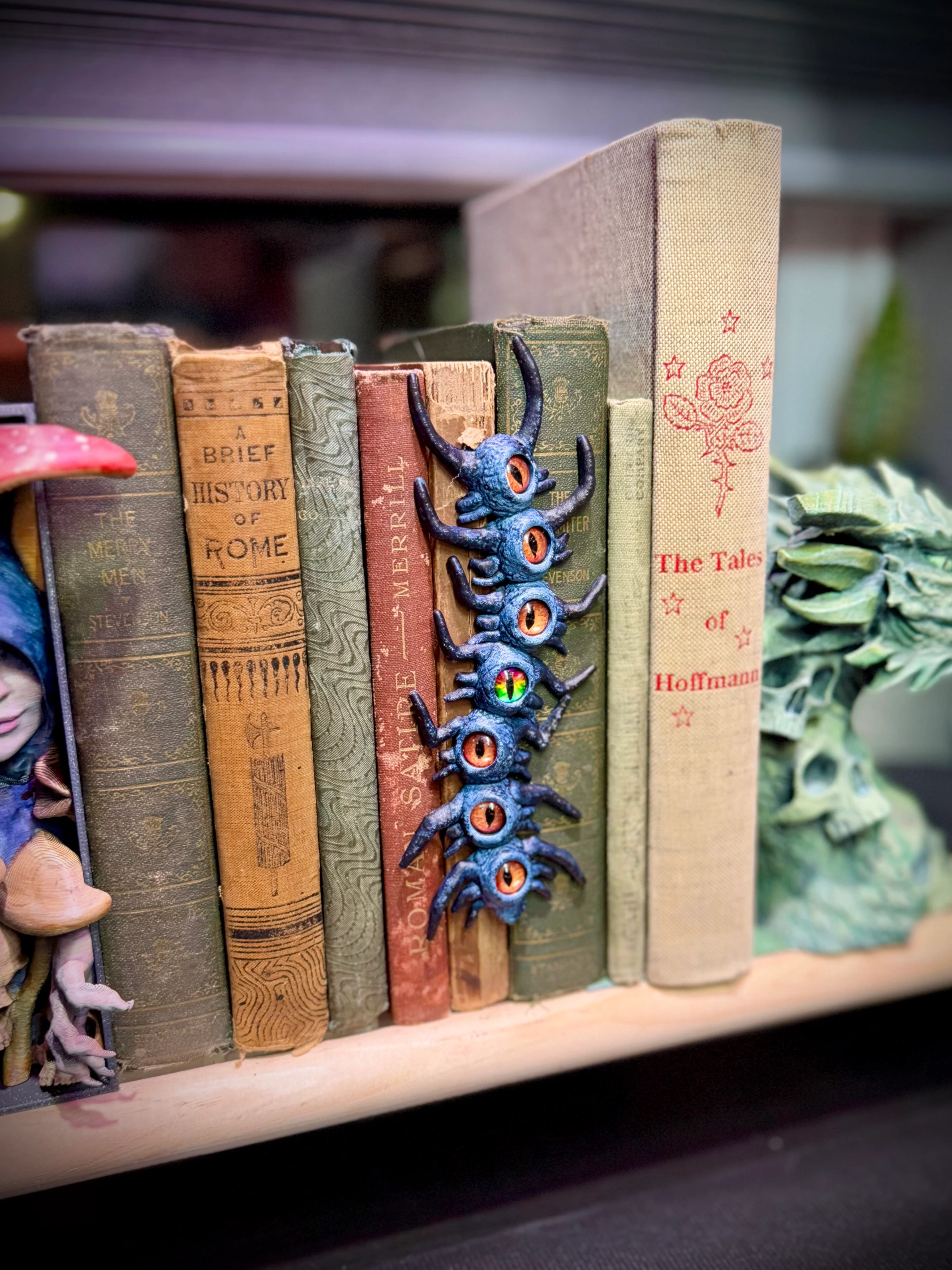 Eldritch centipede spine hugger 3d model