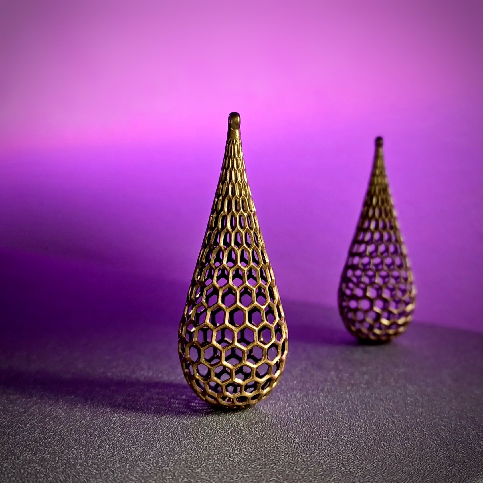 Hexamesh Teardrop Earring 3d model