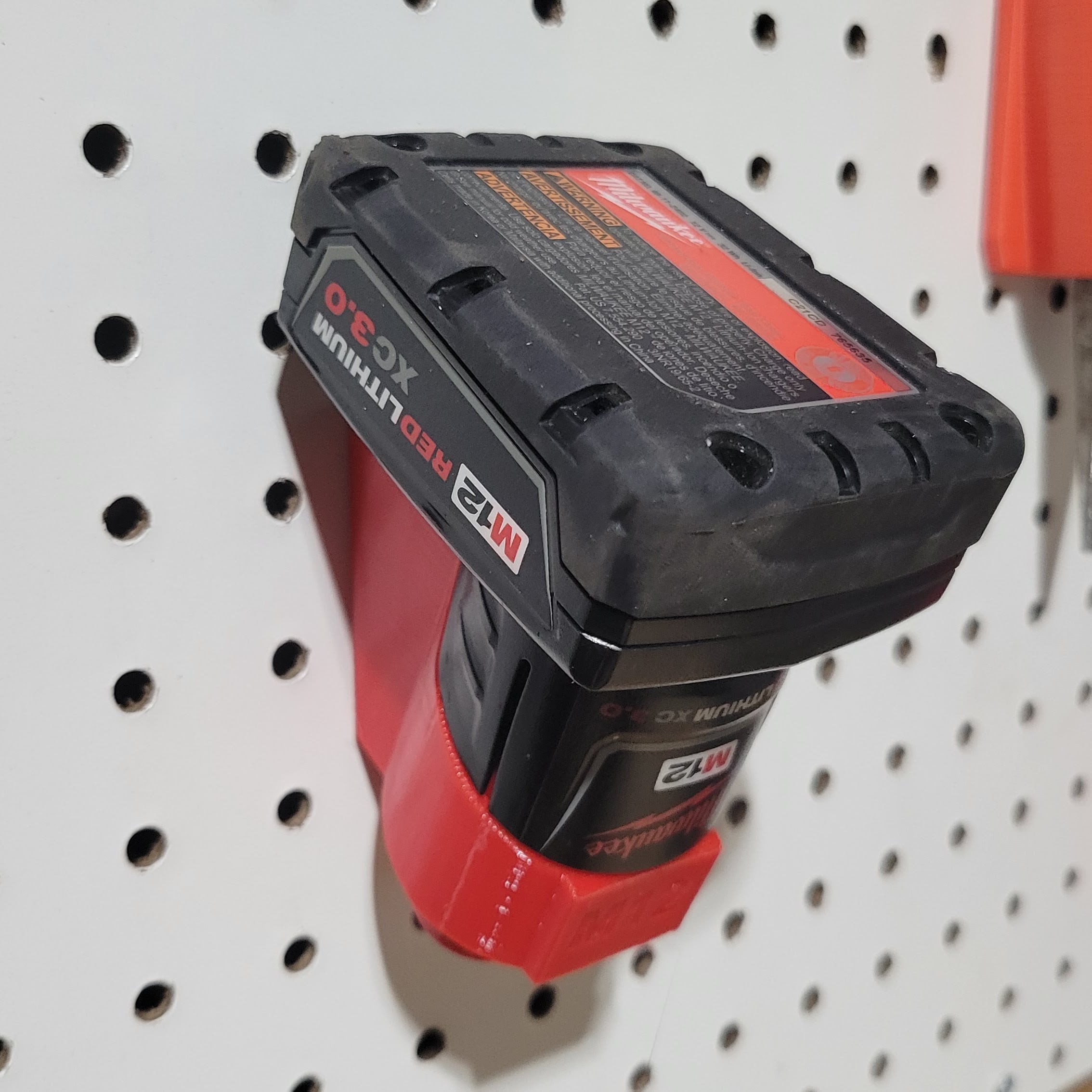 SORTSET Milwaukee Battery M12 Wall Mount 3d model