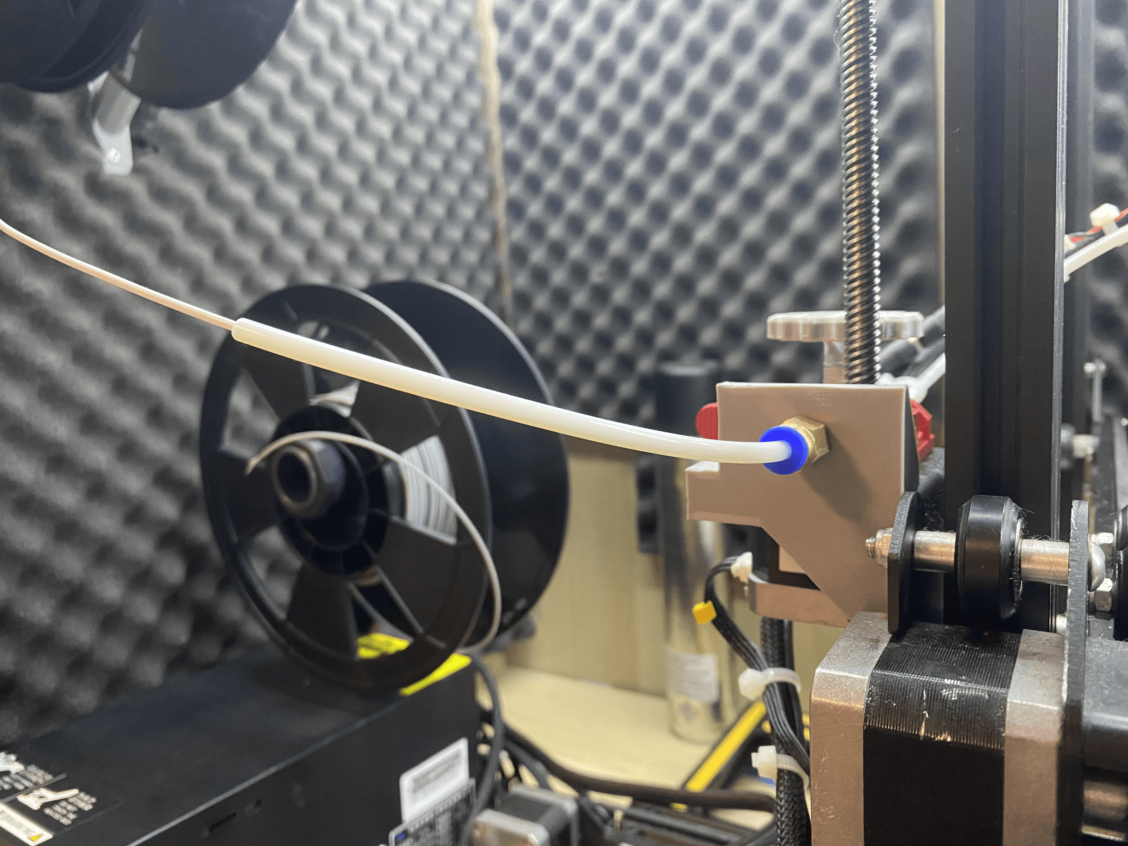 CR10 filament redirection.stl - front view - 3d model