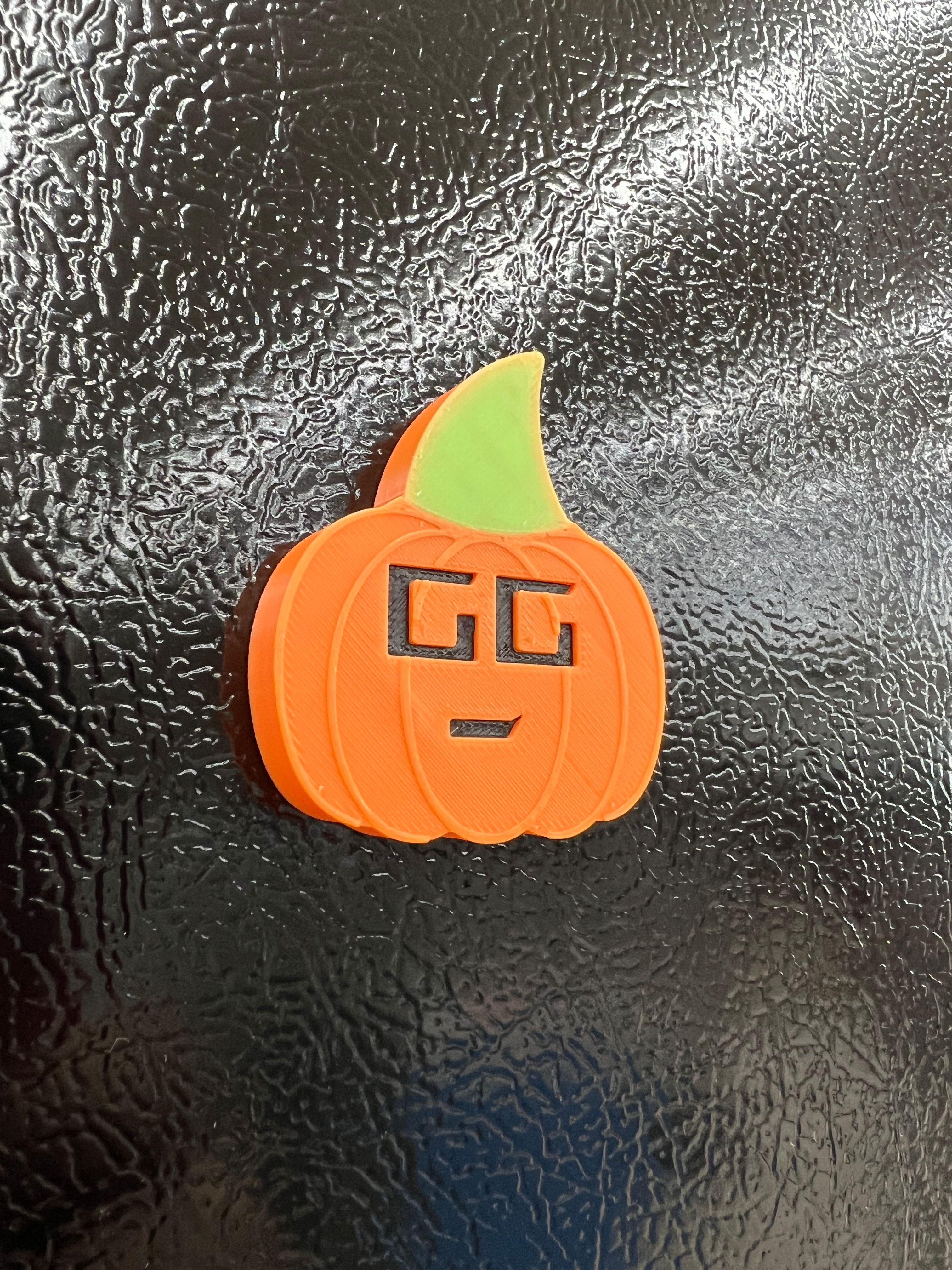 Spooky fridge magnets - GG - Gnome - Print in place 3d model